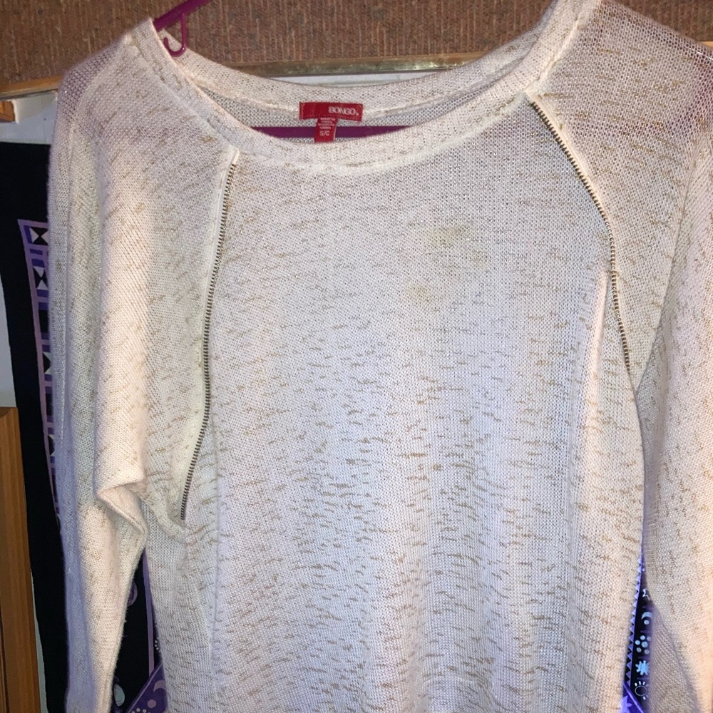 White,  sweatshirt